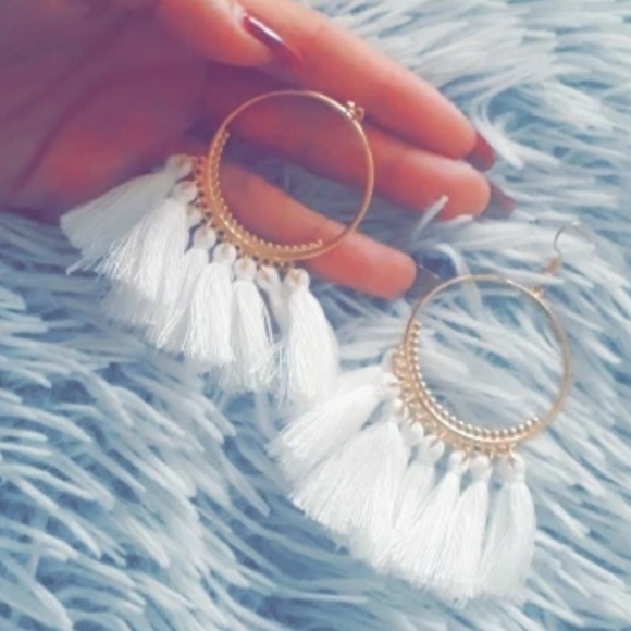 White & Gold Drop Dangle Earrings! - Picture 3 of 5